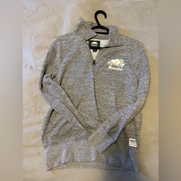 Roots Sweater - Picture 1 of 1